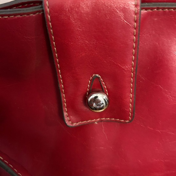 "Emilie M." Chic Red Leather Tote Bag - Picture 5 of 15